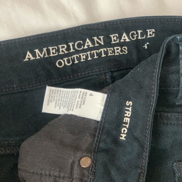 Size 4 - Picture 2 of 3